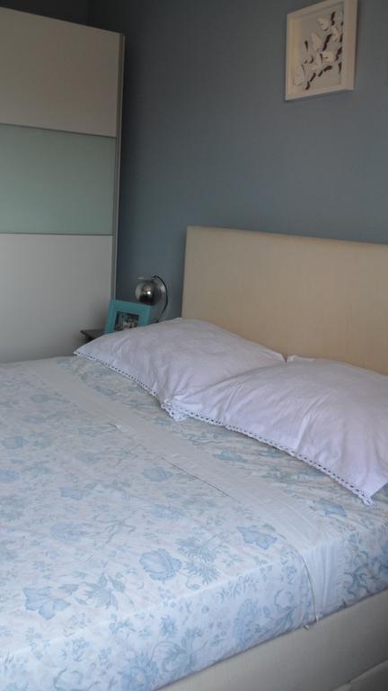 Apartment Sanja Primosten Bagian luar foto